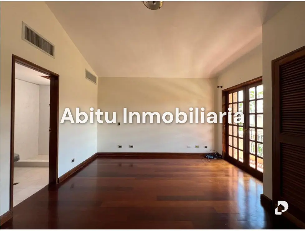Casa en Lomas del Mirador, Caracas – 21