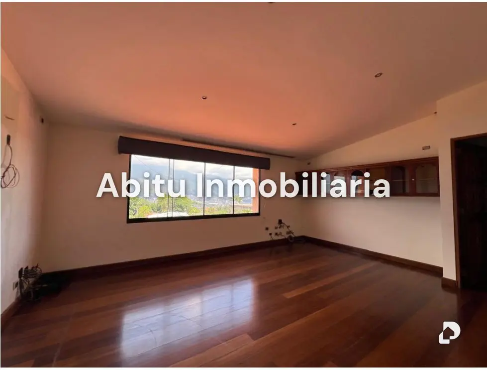 Casa en Lomas del Mirador, Caracas – 13