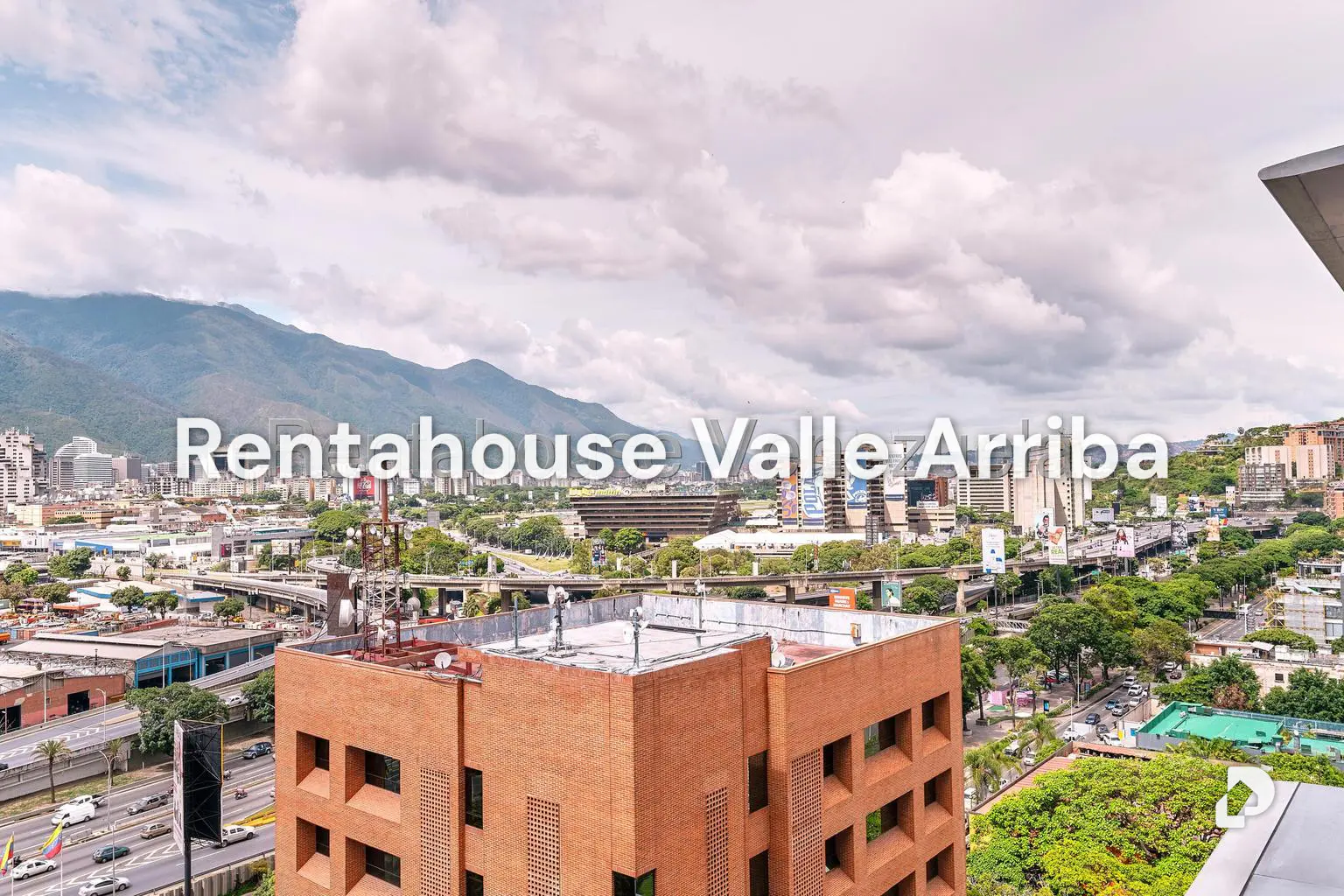Oficina en Las Mercedes, Caracas – 12