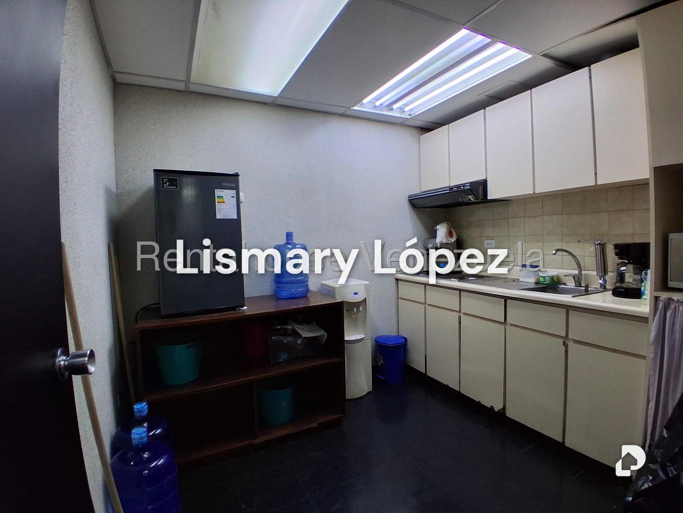 Oficina en El Rosal, Caracas – 12