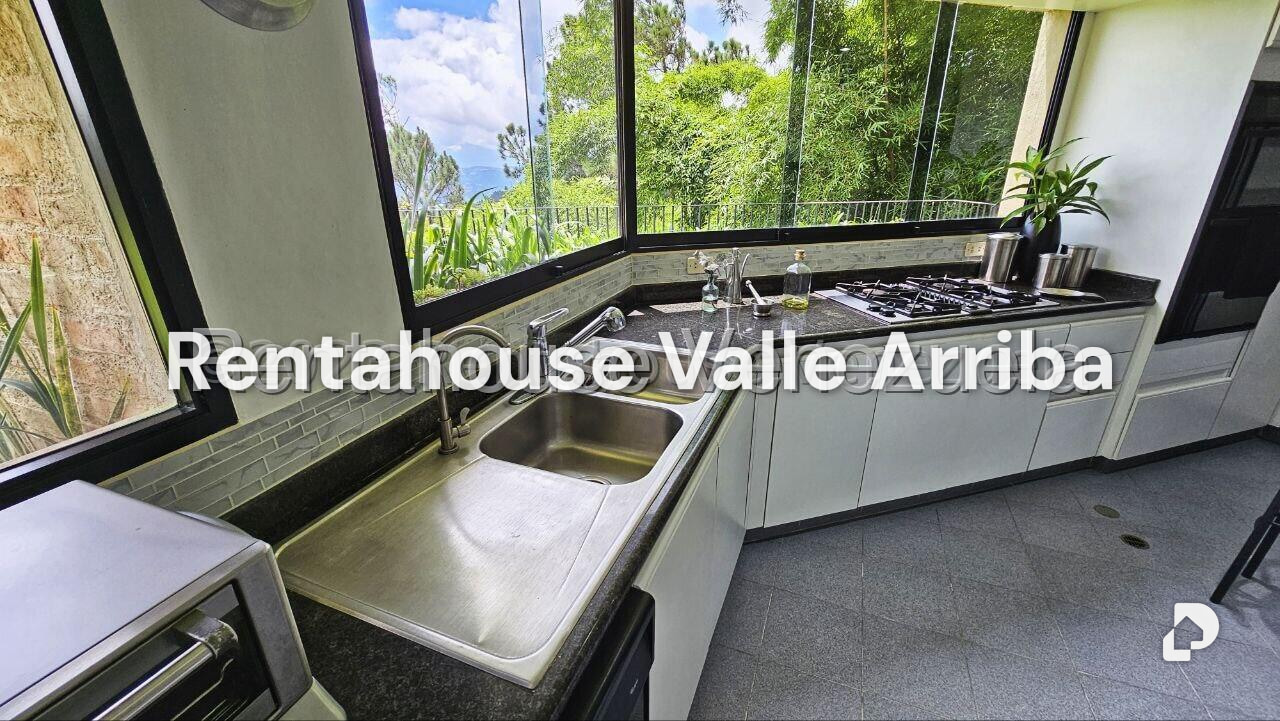 Casa en Alto Hatillo, Caracas – 25