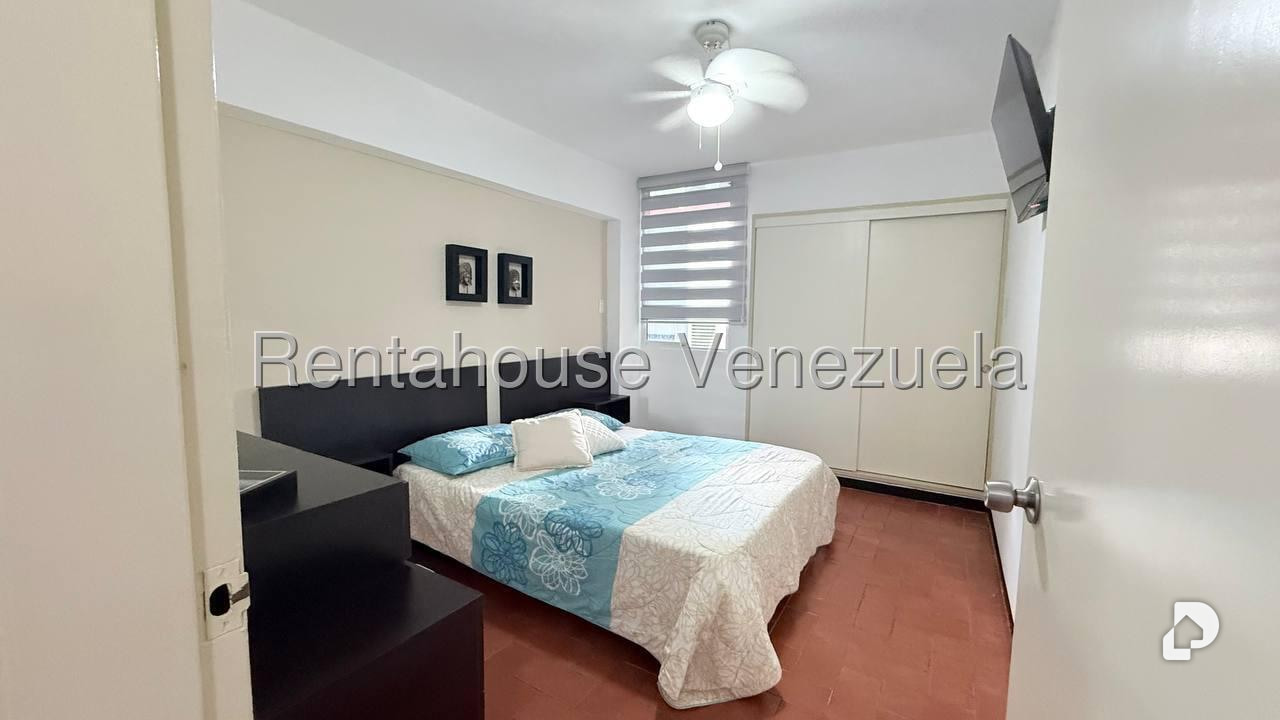 Apartamento en Bello Monte, Caracas – 12