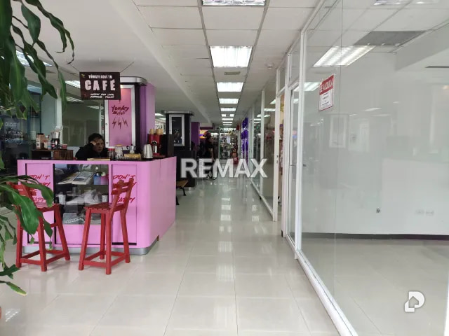 Local comercial en Santa Marta, Caracas – 2