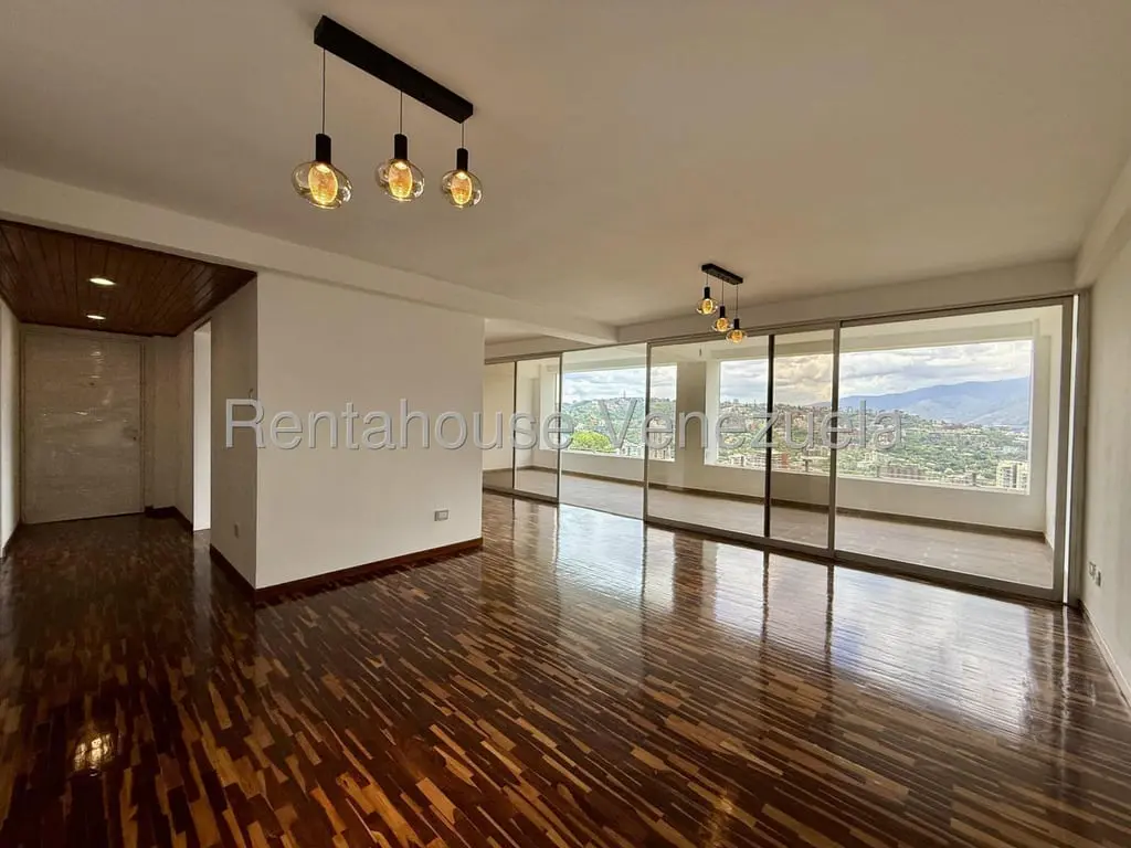 Apartamento en Santa Inés, Caracas - 1