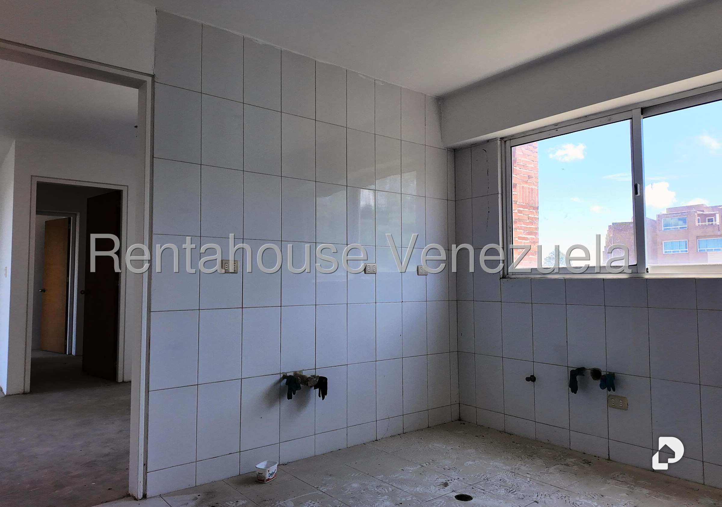 Apartamento en Oripoto, Caracas – 9