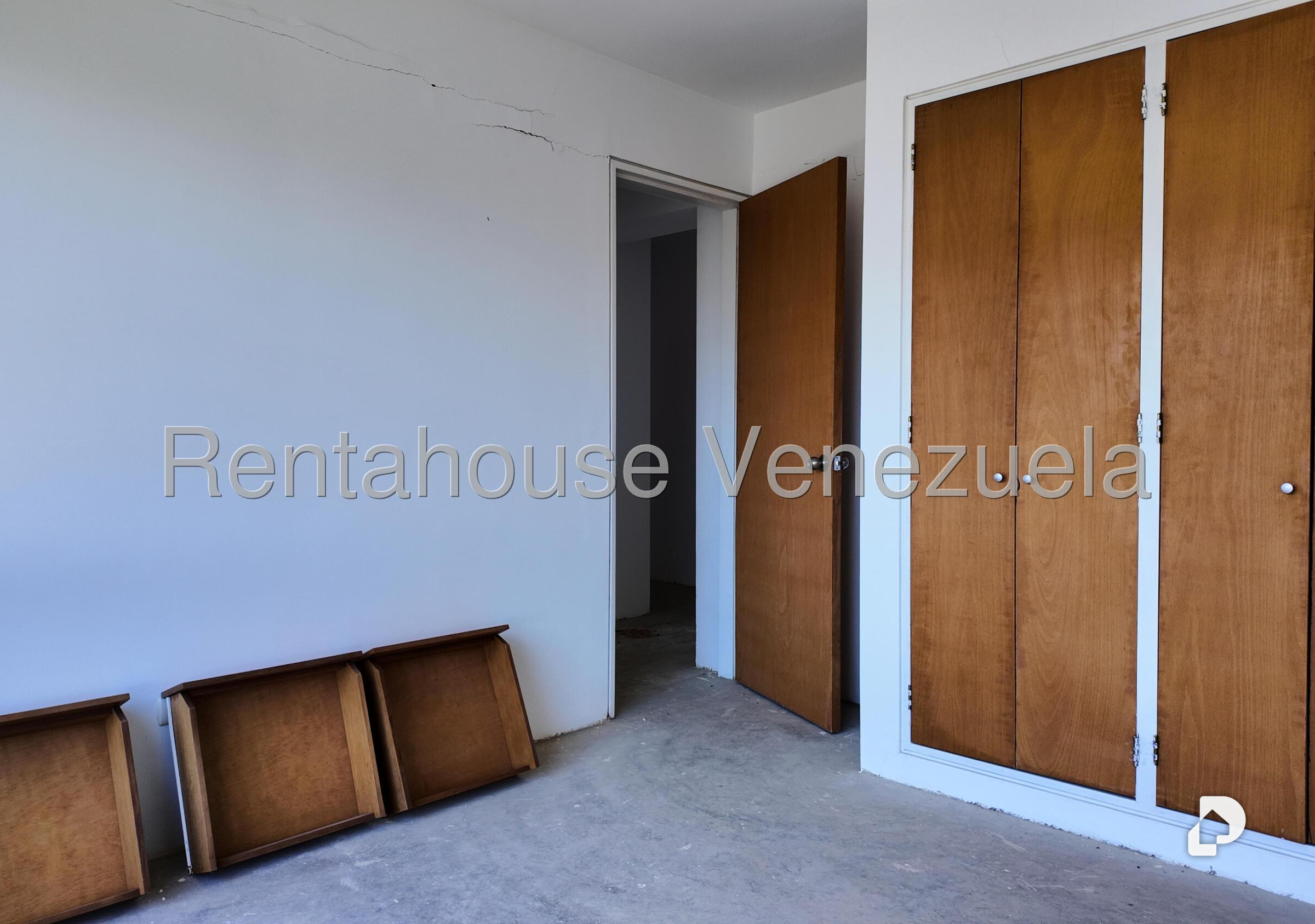 Apartamento en Oripoto, Caracas – 23