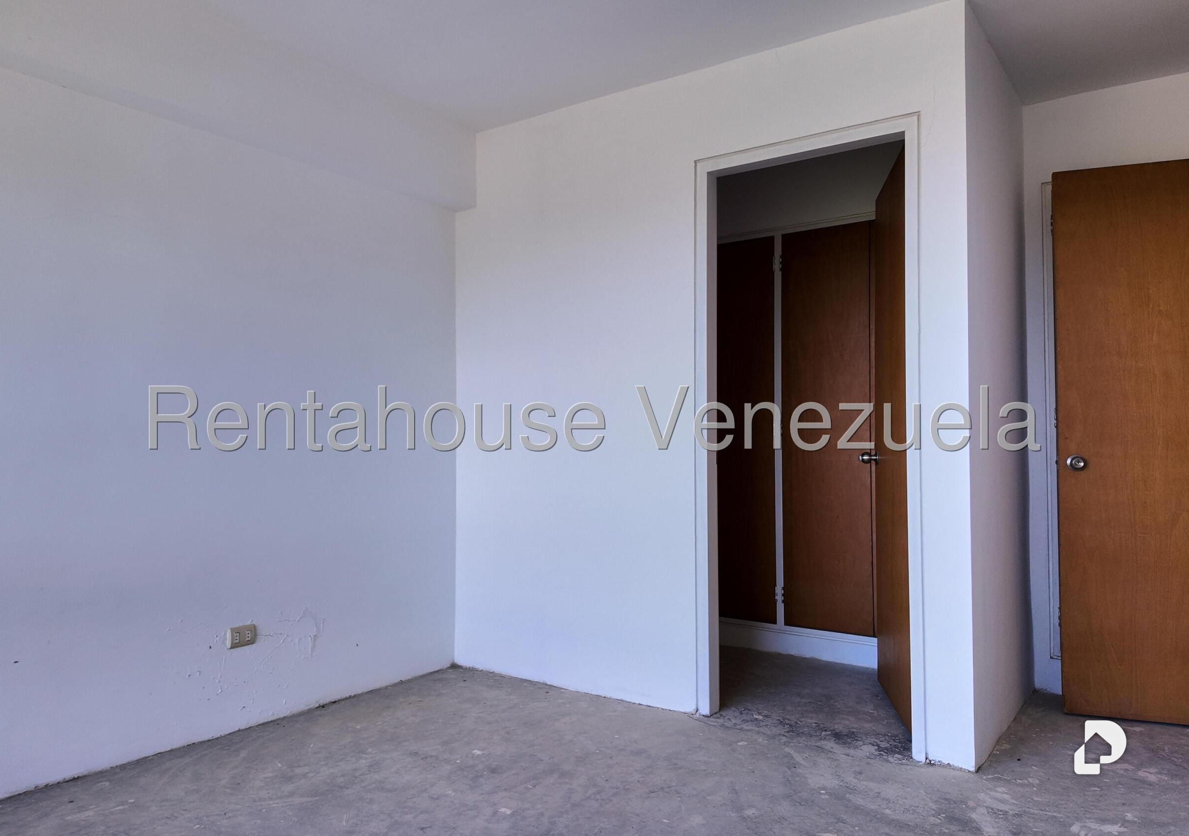 Apartamento en Oripoto, Caracas – 16