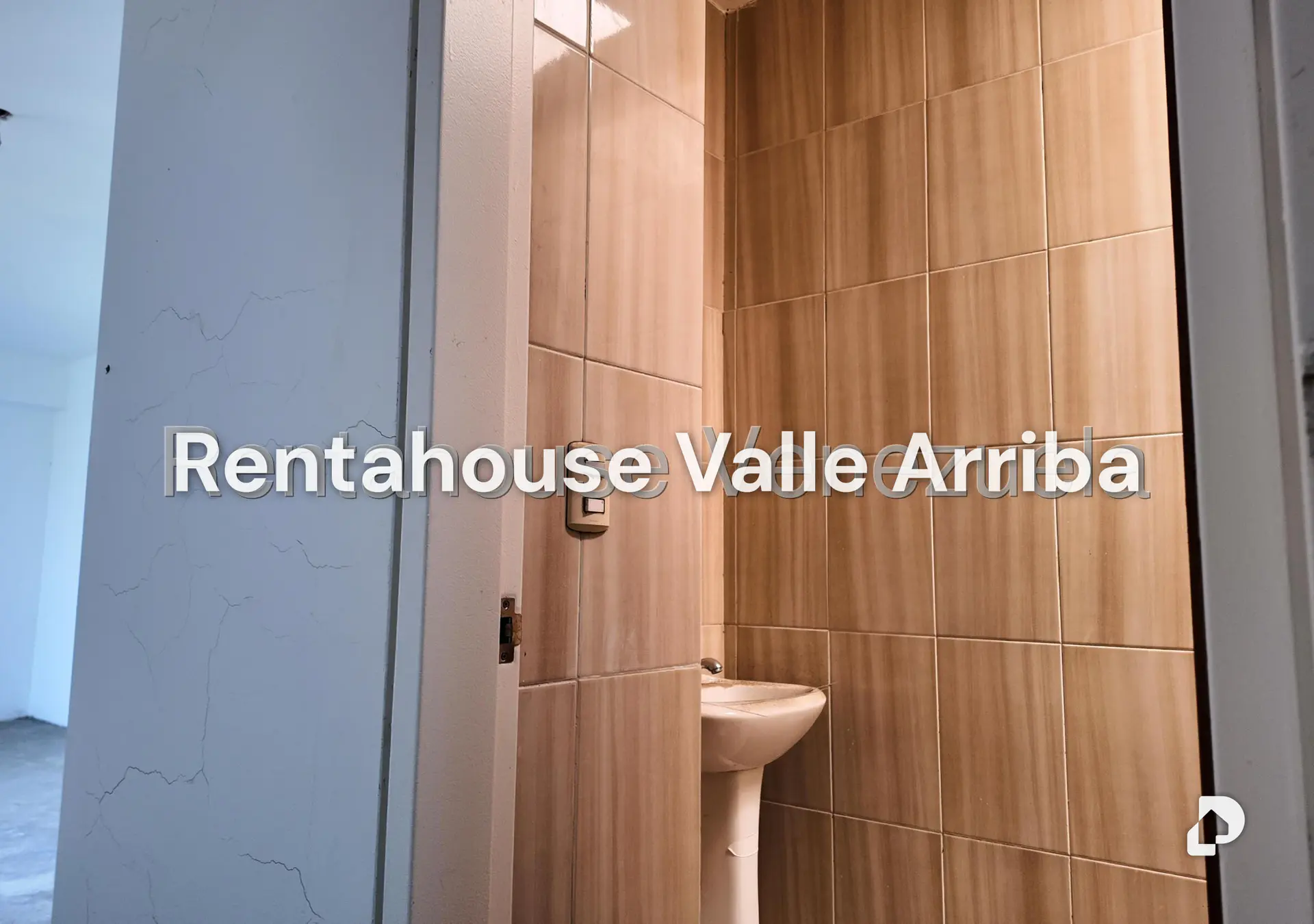 Apartamento en Oripoto, Caracas – 1