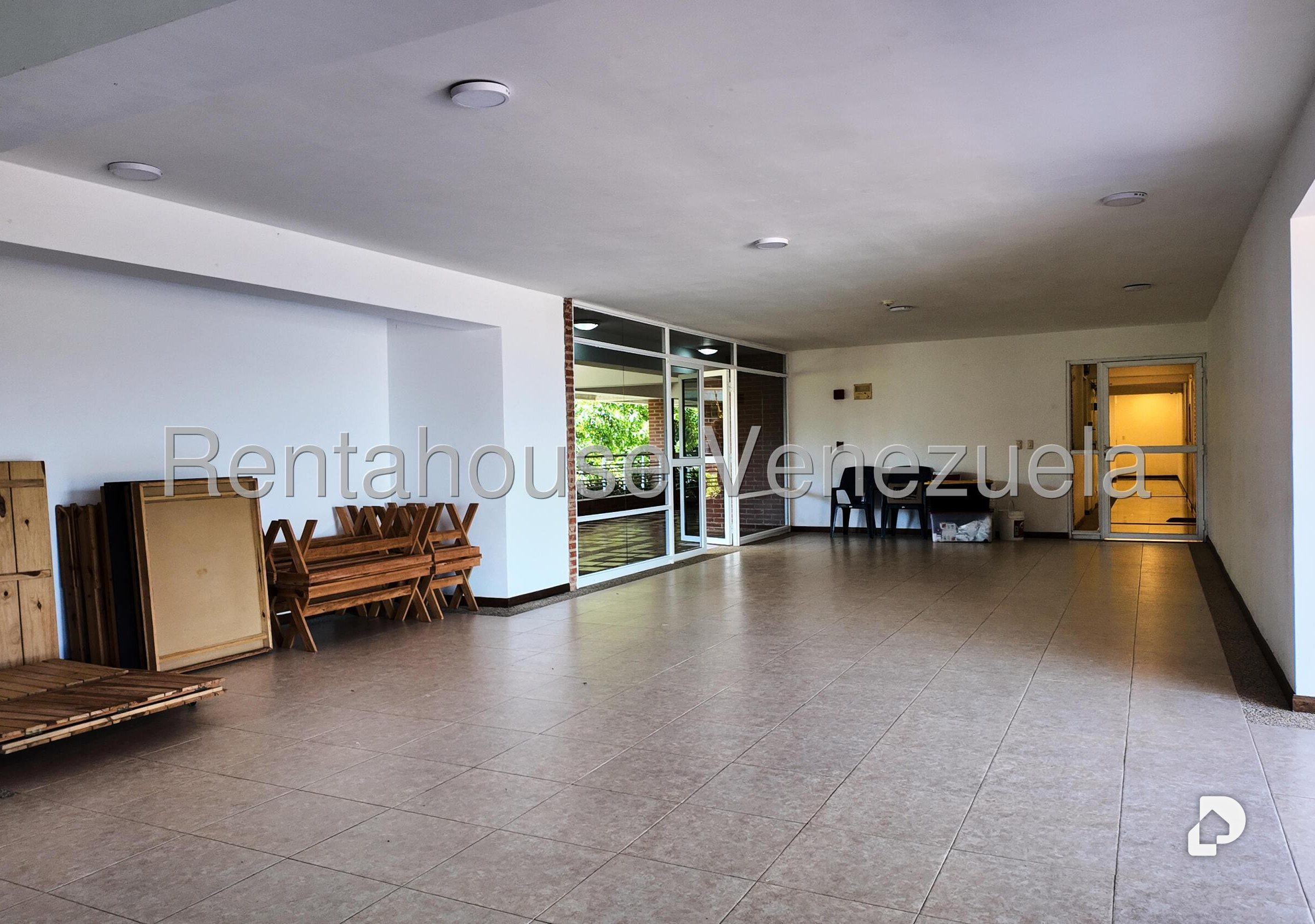 Apartamento en Oripoto, Caracas – 30