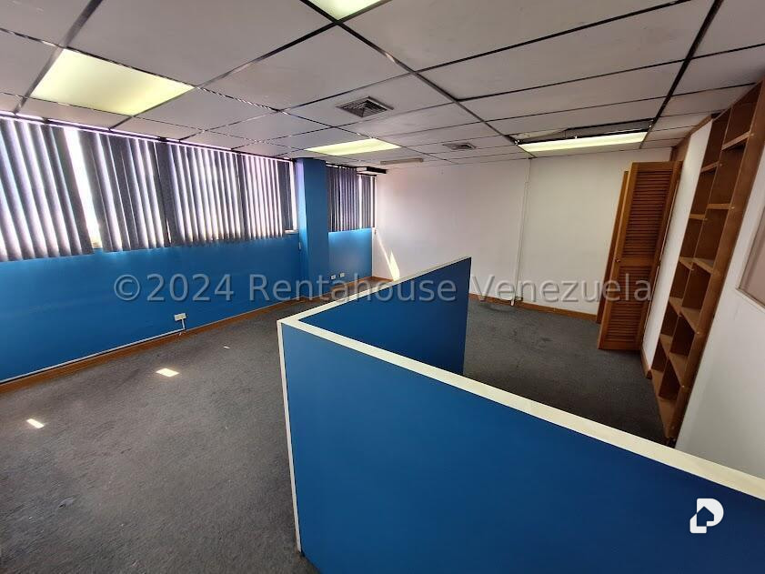 Oficina en Sabana Grande, Caracas – 17