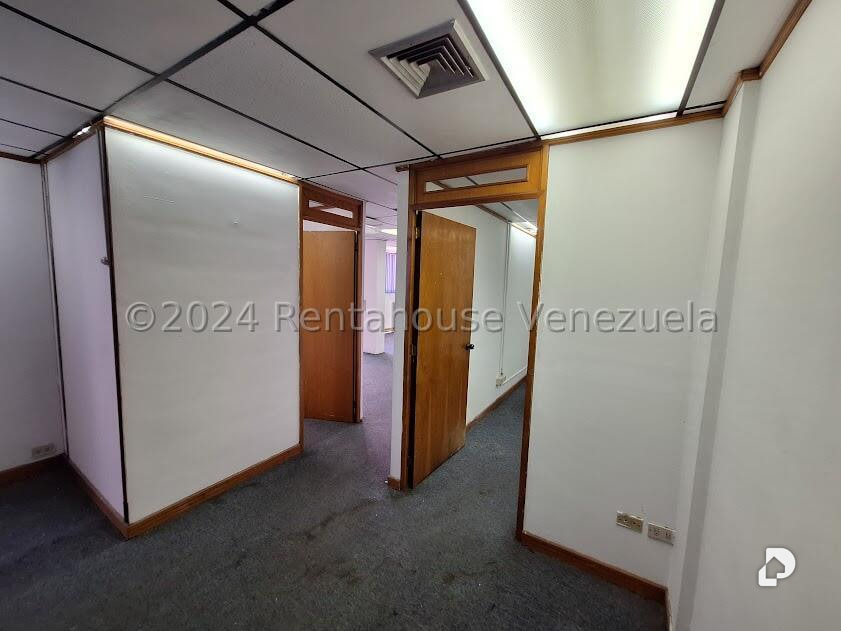 Oficina en Sabana Grande, Caracas – 6