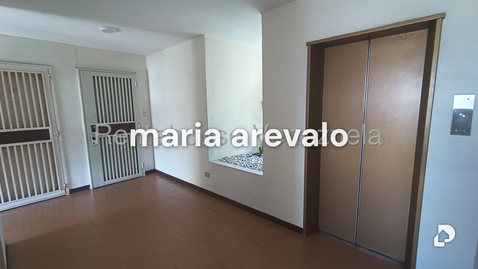 Apartamento en La Urbina, Caracas – 28