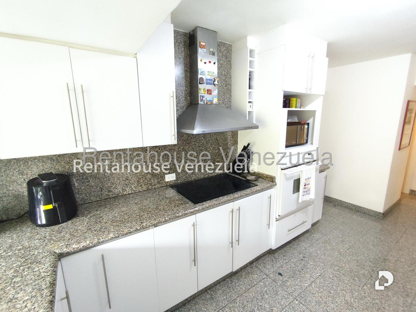 Apartamento en Lomas de La Lagunita, Caracas – 27