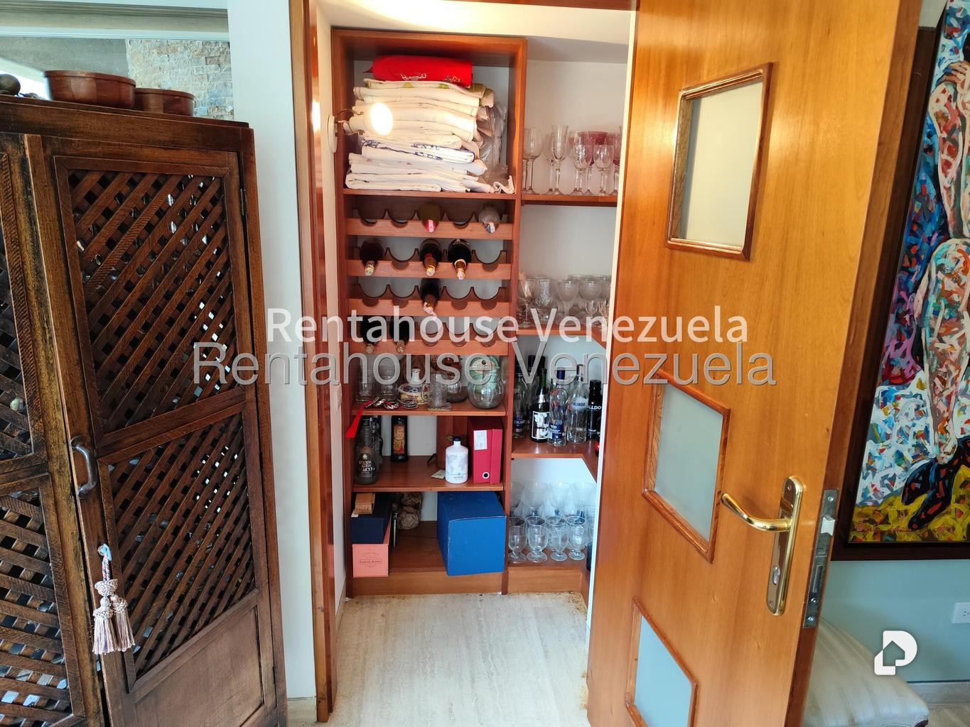Apartamento en Lomas de La Lagunita, Caracas – 30