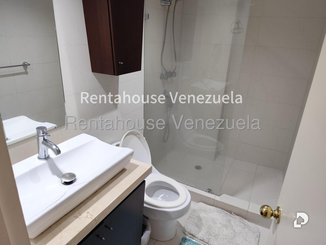 Apartamento en Lomas de La Lagunita, Caracas – 22