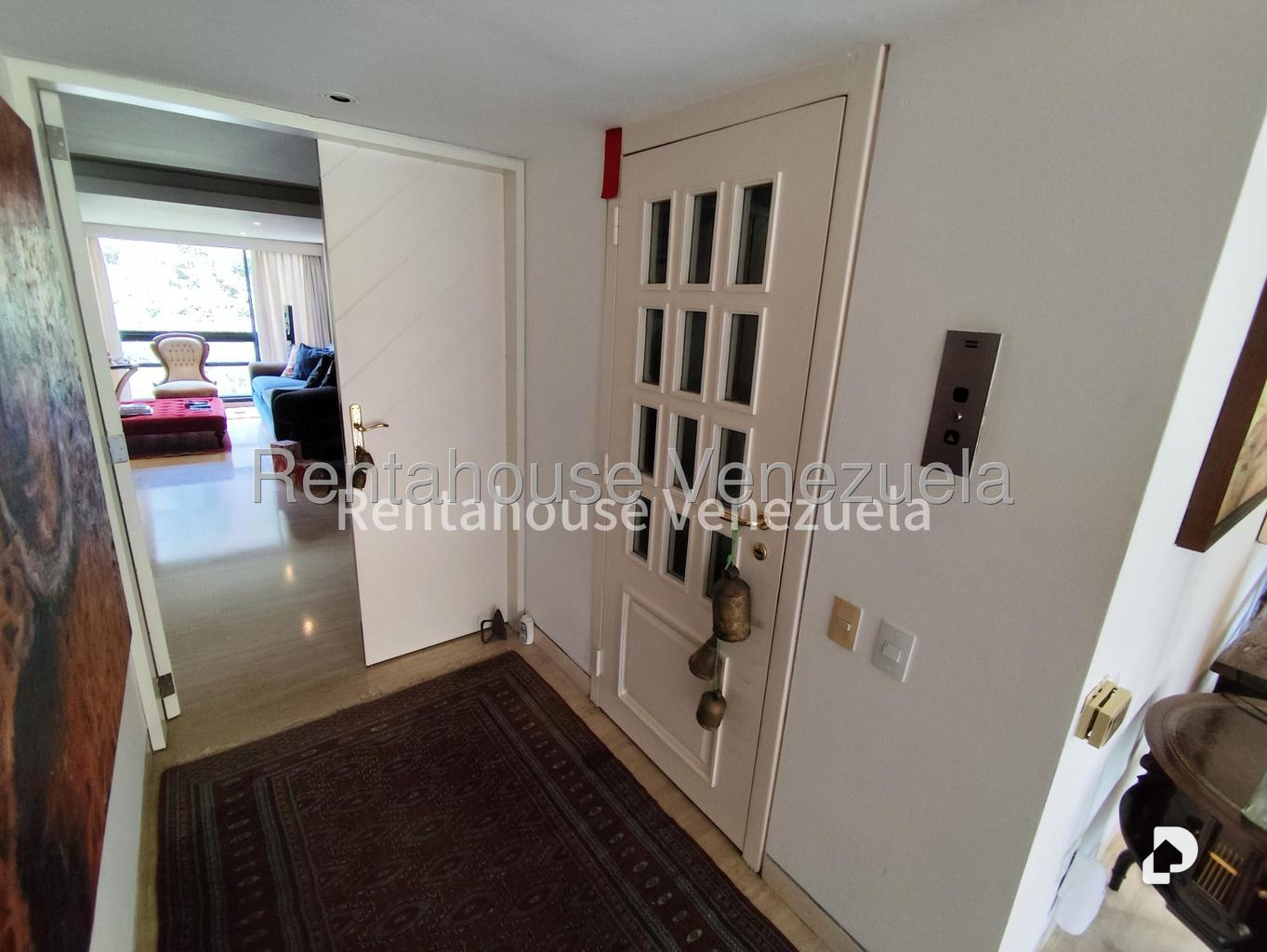 Apartamento en Lomas de La Lagunita, Caracas – 28