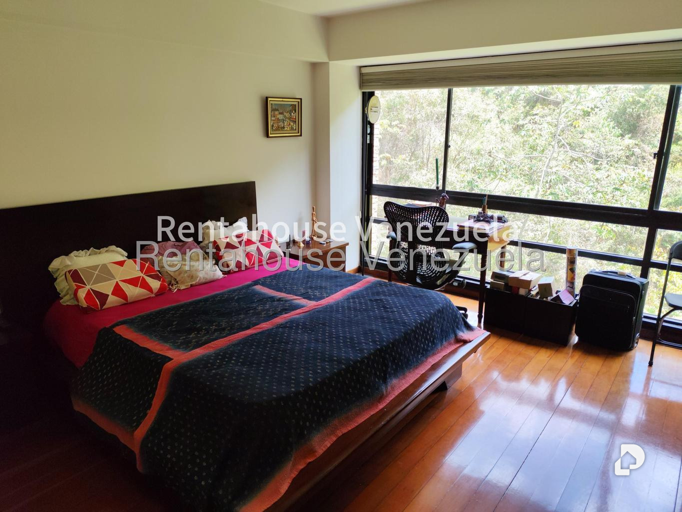 Apartamento en Lomas de La Lagunita, Caracas – 16