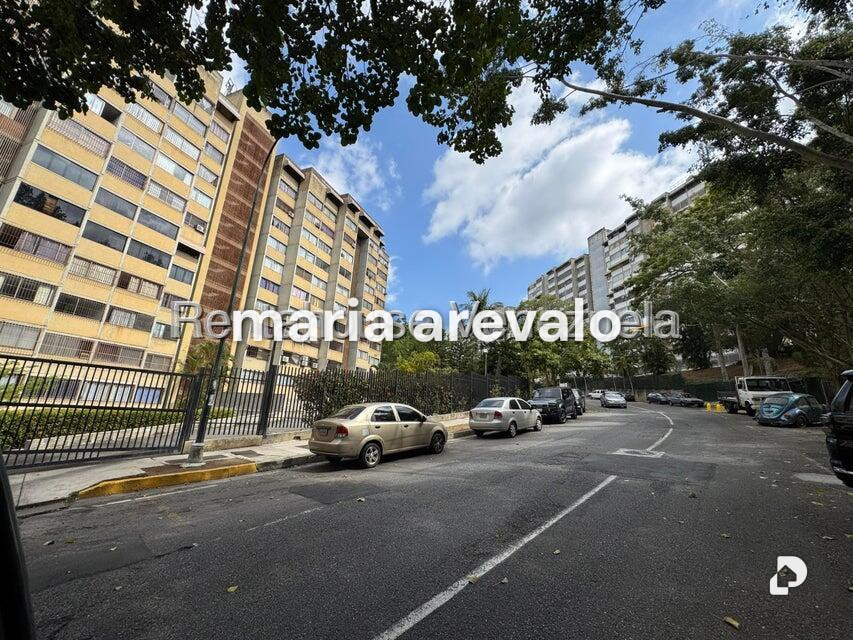 Apartamento en La Bonita, Caracas – 2