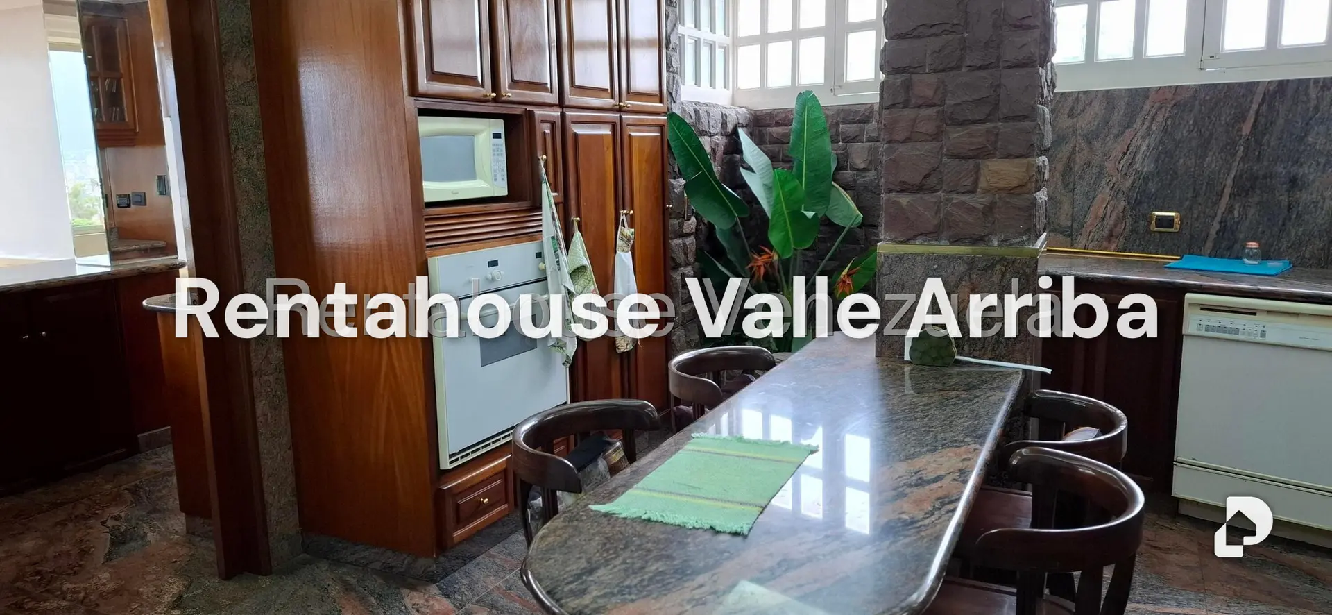 Casa en Macaracuay, Caracas – 26