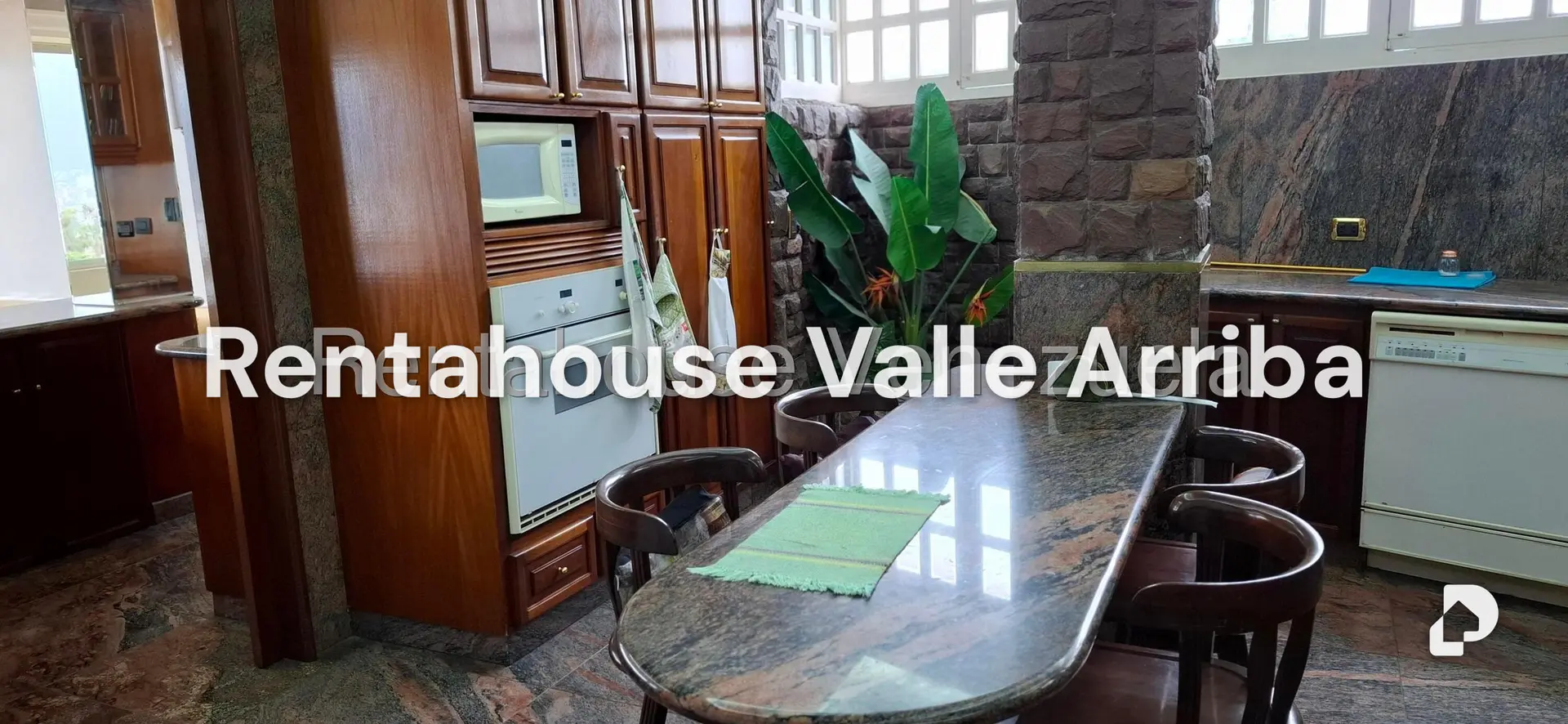 Casa en Macaracuay, Caracas – 27