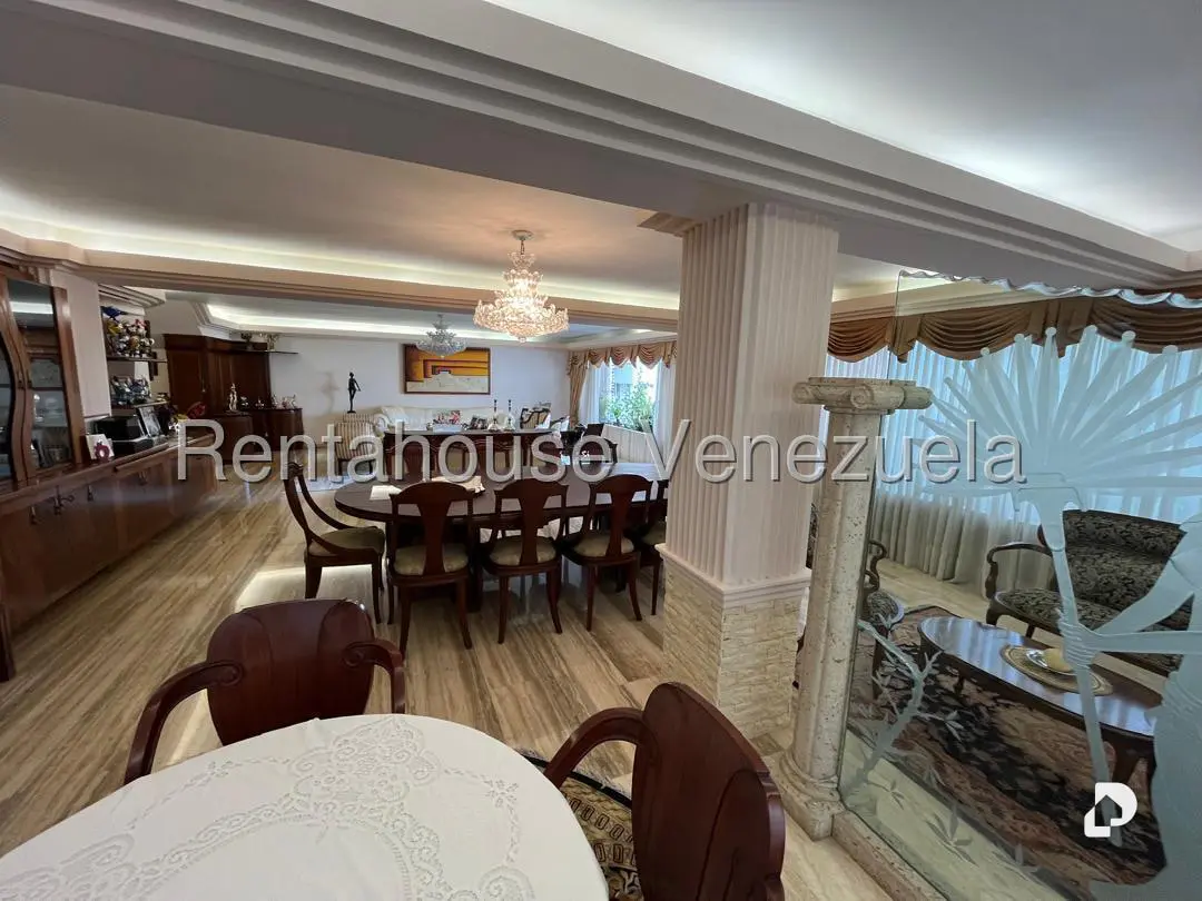 Apartamento en San Bernardino, Caracas – 13