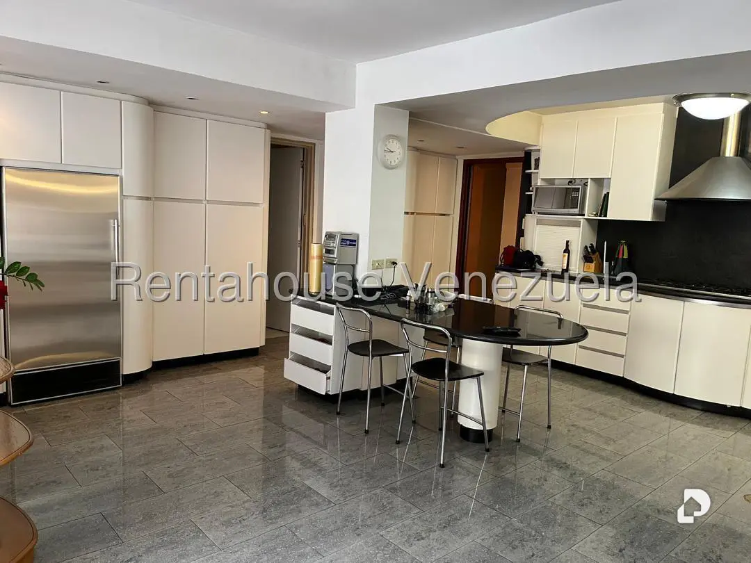 Apartamento en San Bernardino, Caracas – 21