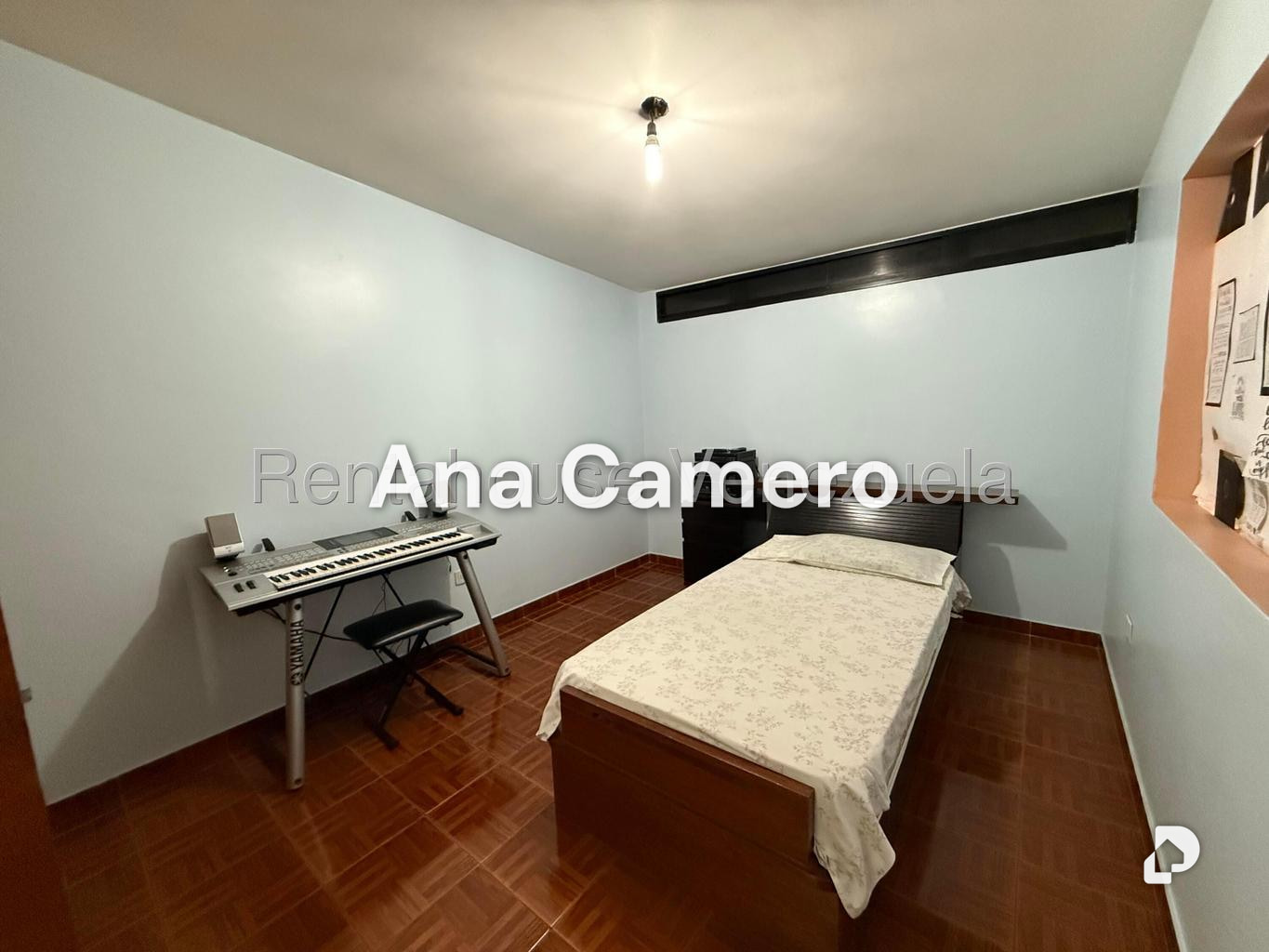 Casa en La Trinidad, Caracas – 25