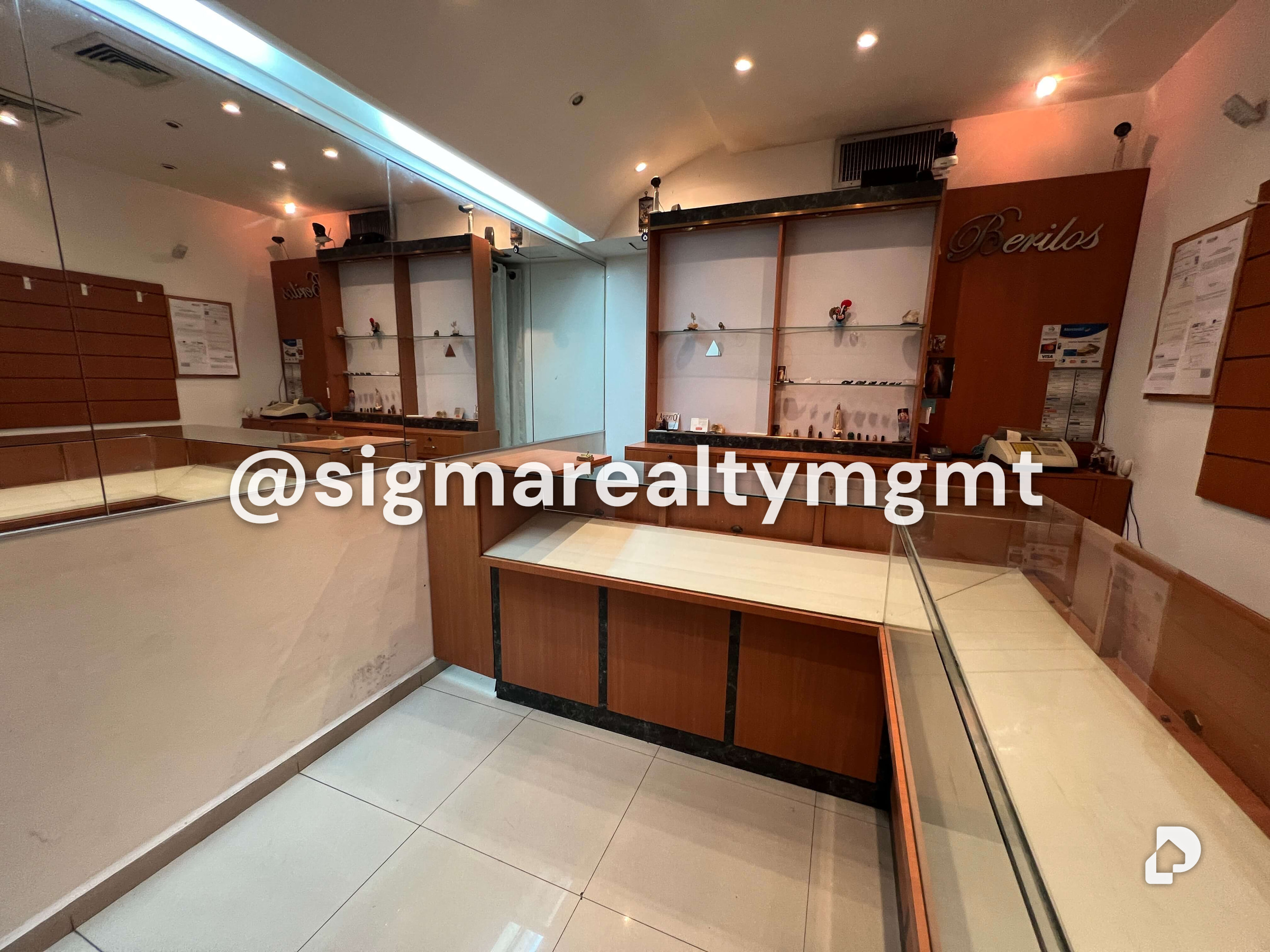 Commercial space in Los Palos Grandes, Caracas – 5