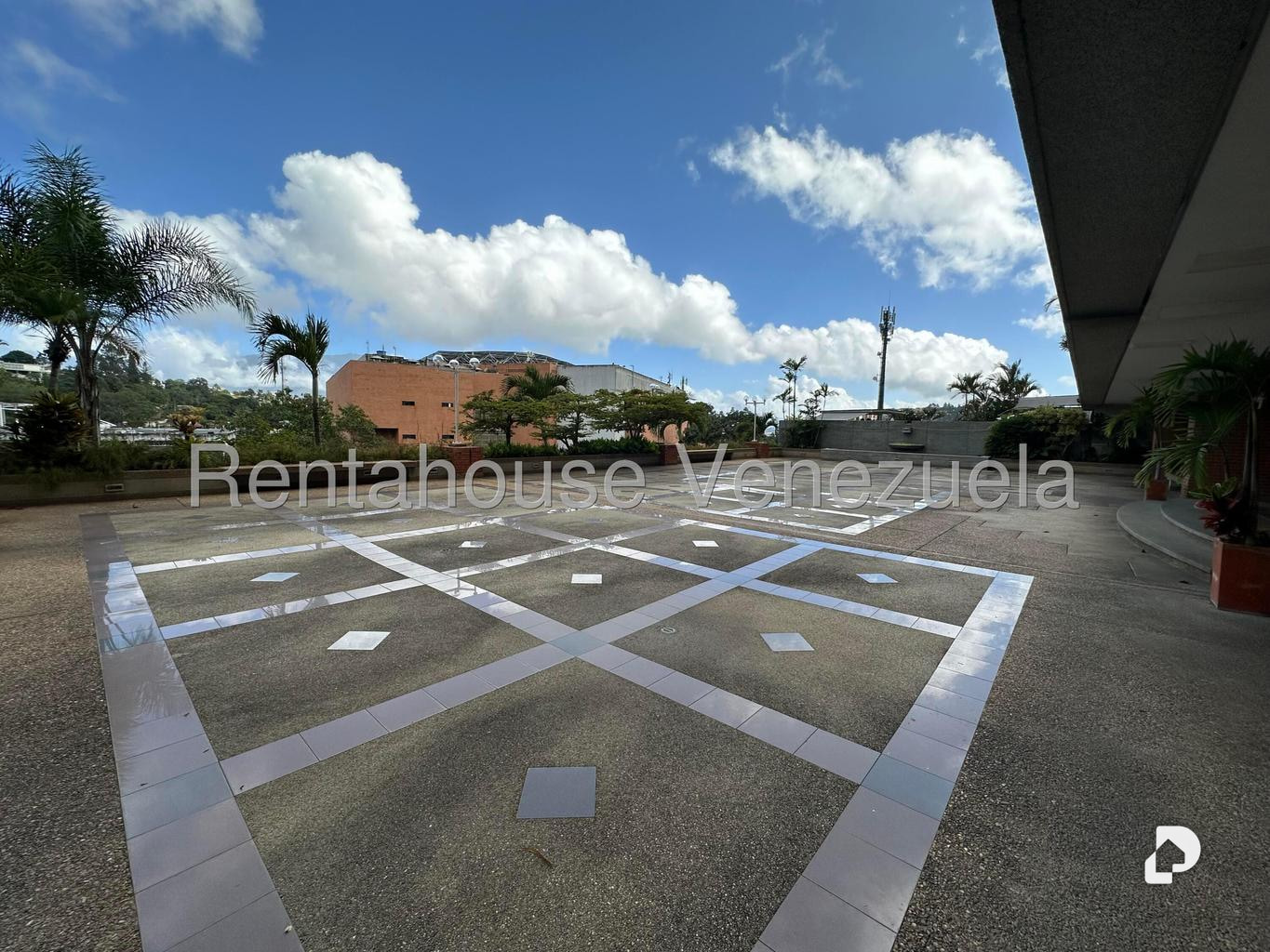 Apartamento en Lomas de La Lagunita, Caracas – 2