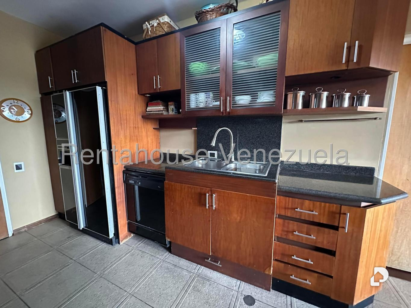 Apartamento en Lomas de La Lagunita, Caracas – 25