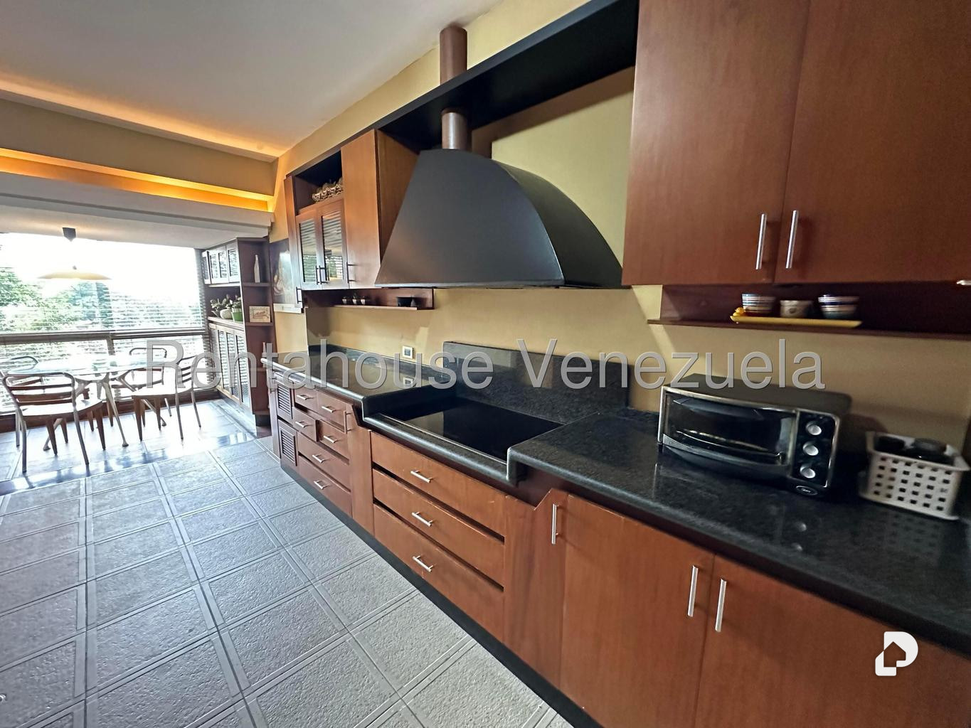 Apartamento en Lomas de La Lagunita, Caracas – 22
