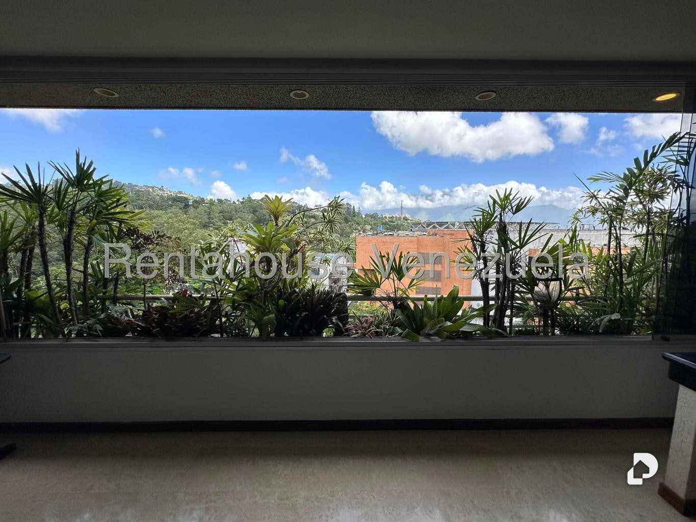Apartamento en Lomas de La Lagunita, Caracas – 14