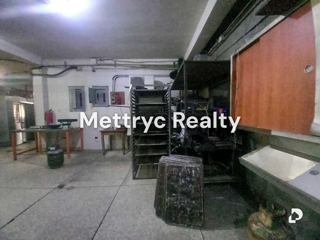 Local comercial en Casco Tocuyito, Libertador – 13