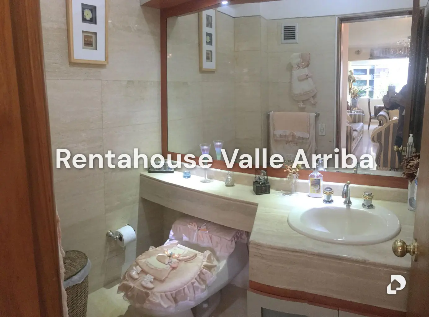 Apartamento en Lomas de La Lagunita, Caracas – 18