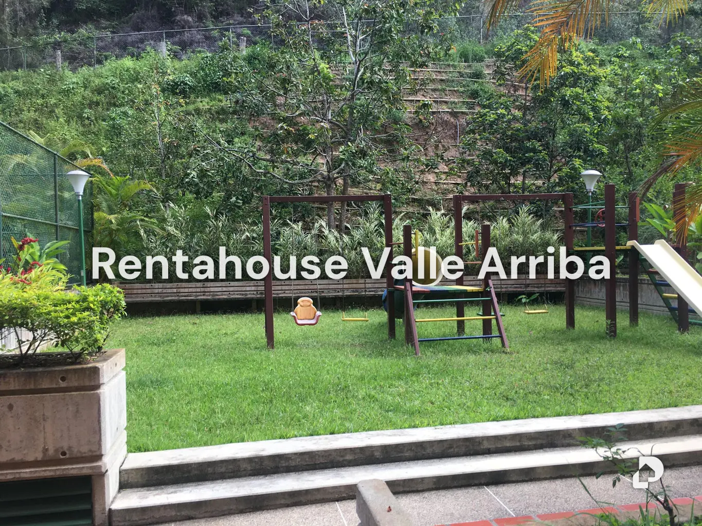 Apartamento en Lomas de La Lagunita, Caracas – 28