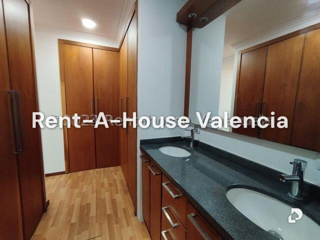 Apartamento en La Trigaleña, Valencia – 28