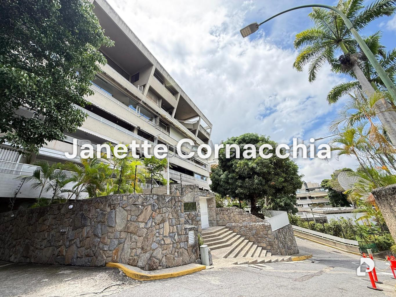 Apartamento en Altamira, Caracas – 1