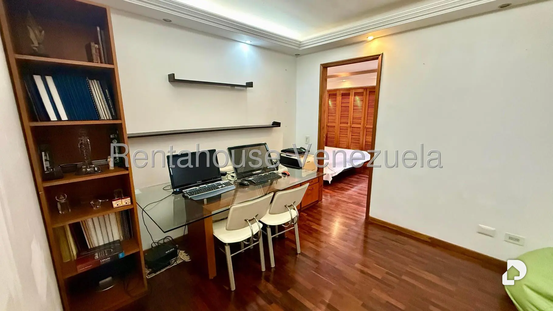 Apartamento en Miranda, Caracas – 24