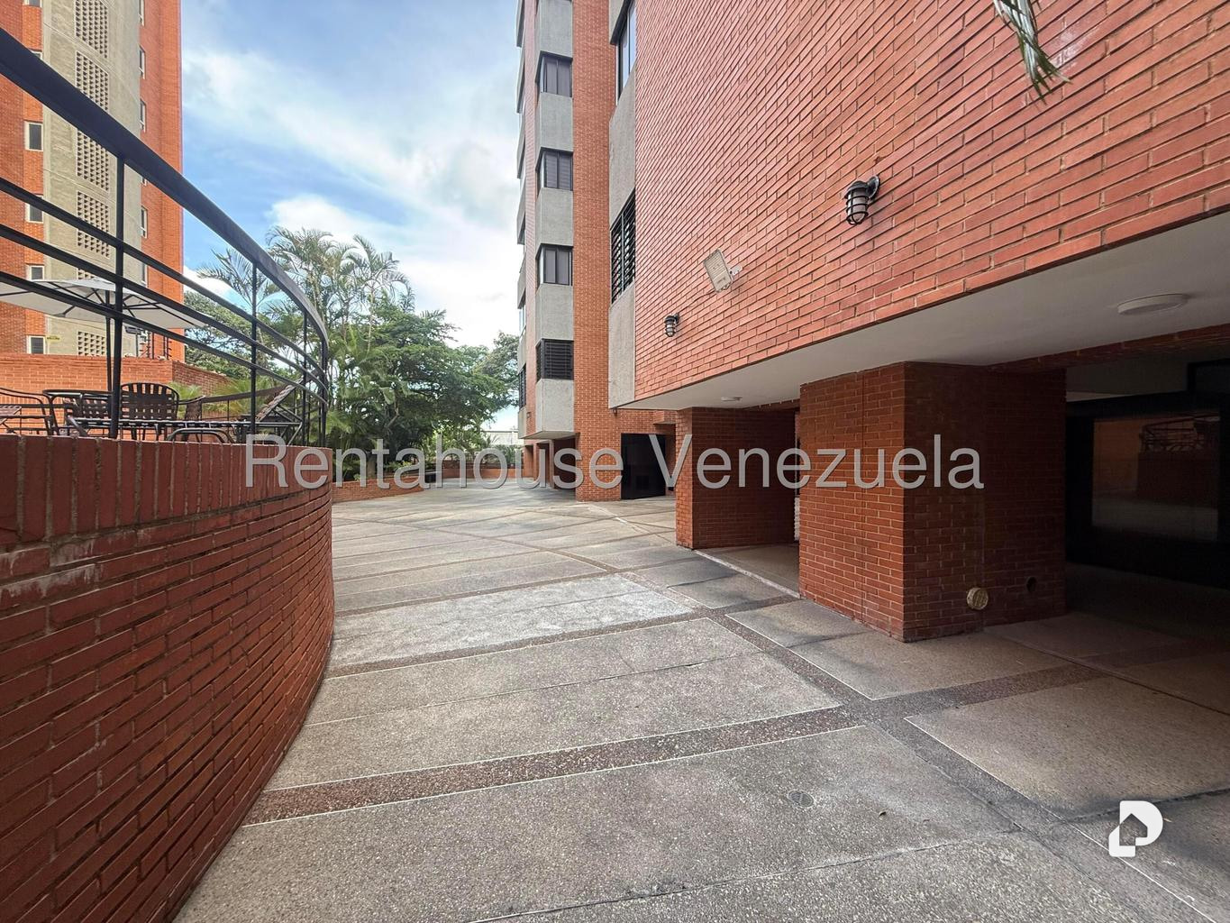 Apartamento en El Rosal, Caracas – 25