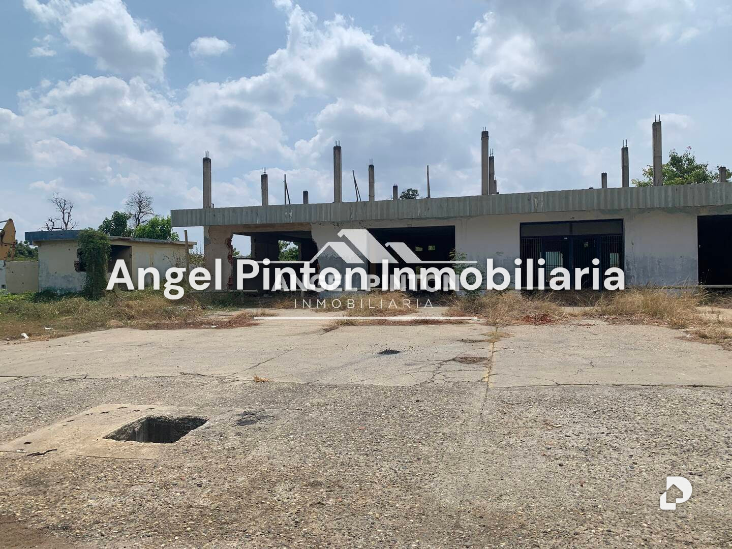 Land in La Misión, Cabimas – 1