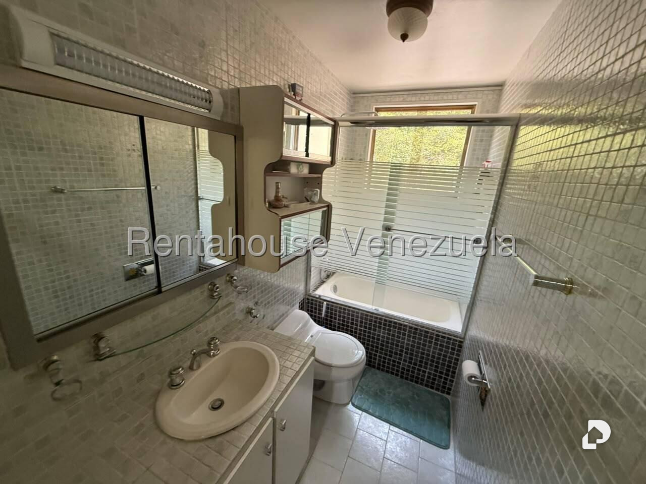 Apartamento en El Cafetal, Caracas – 24