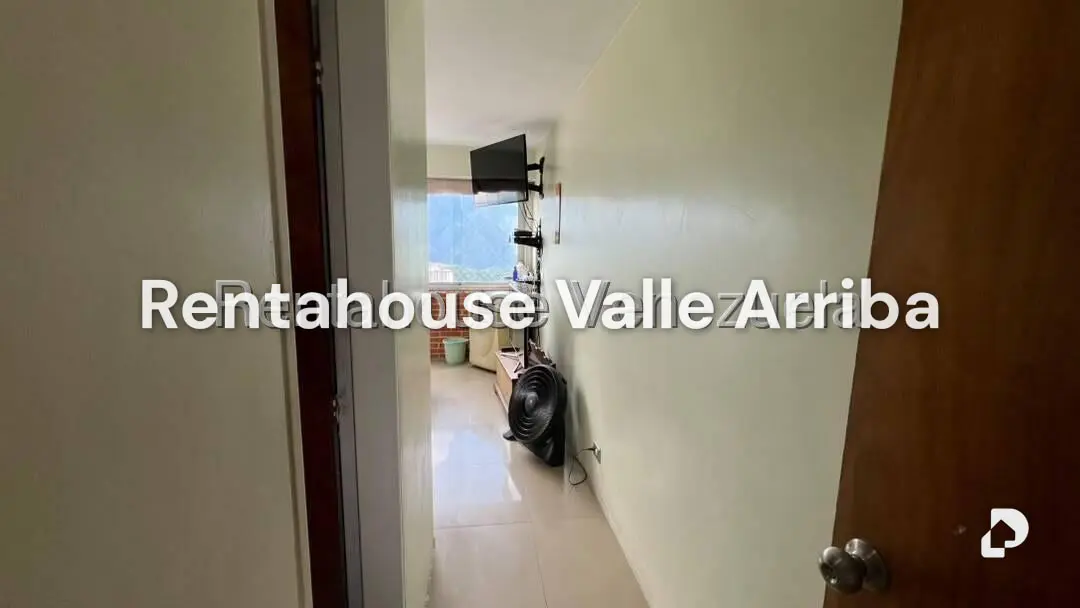 Apartamento en Miravila, Caracas – 15
