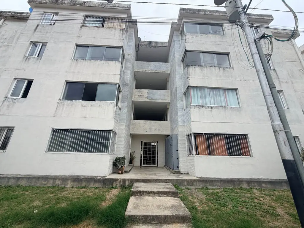 Apartamento en Residencia Vista Verde, Cabudare - 1