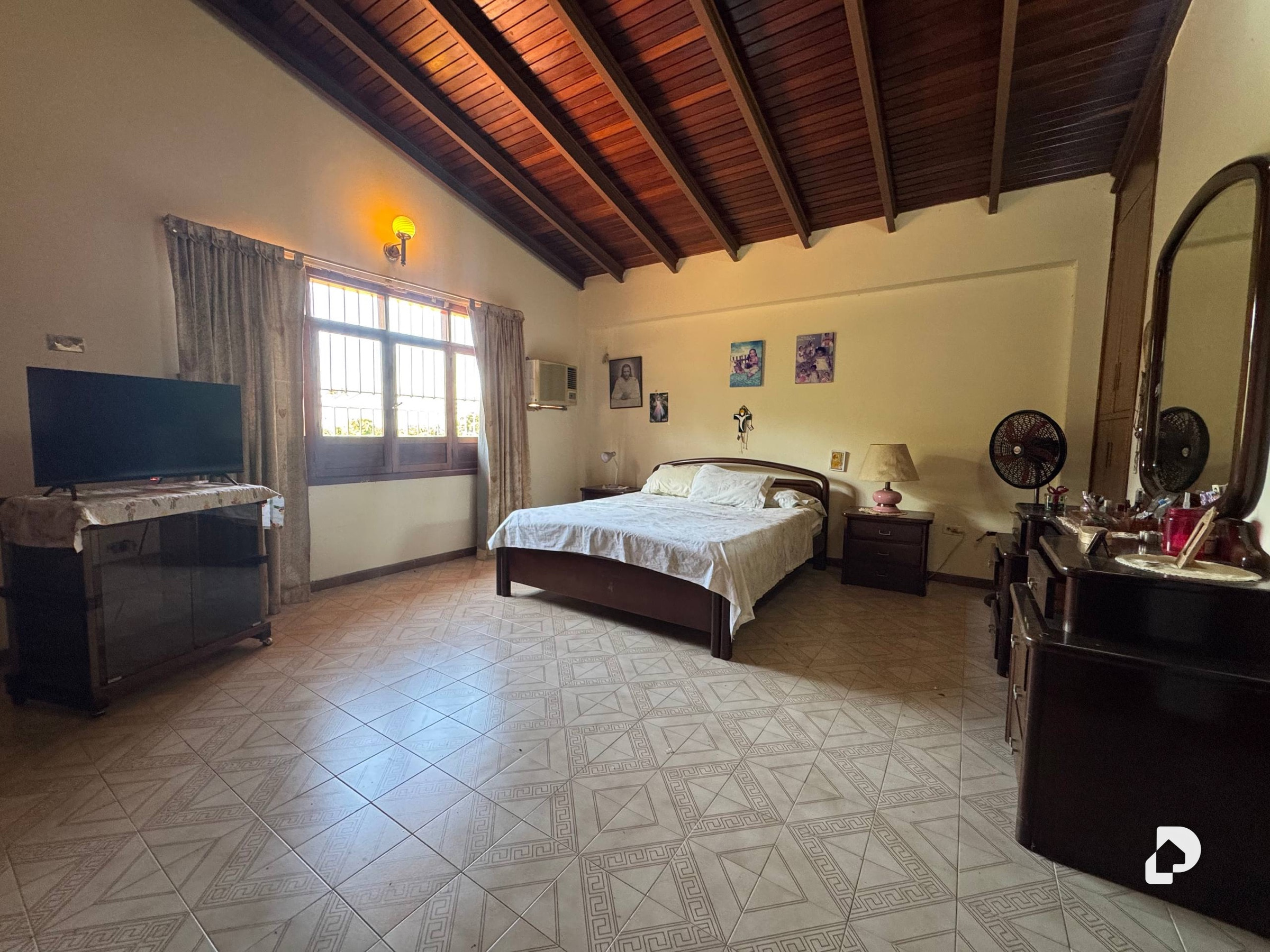 Casa en Urbanización El Castaño, Maracay – 12