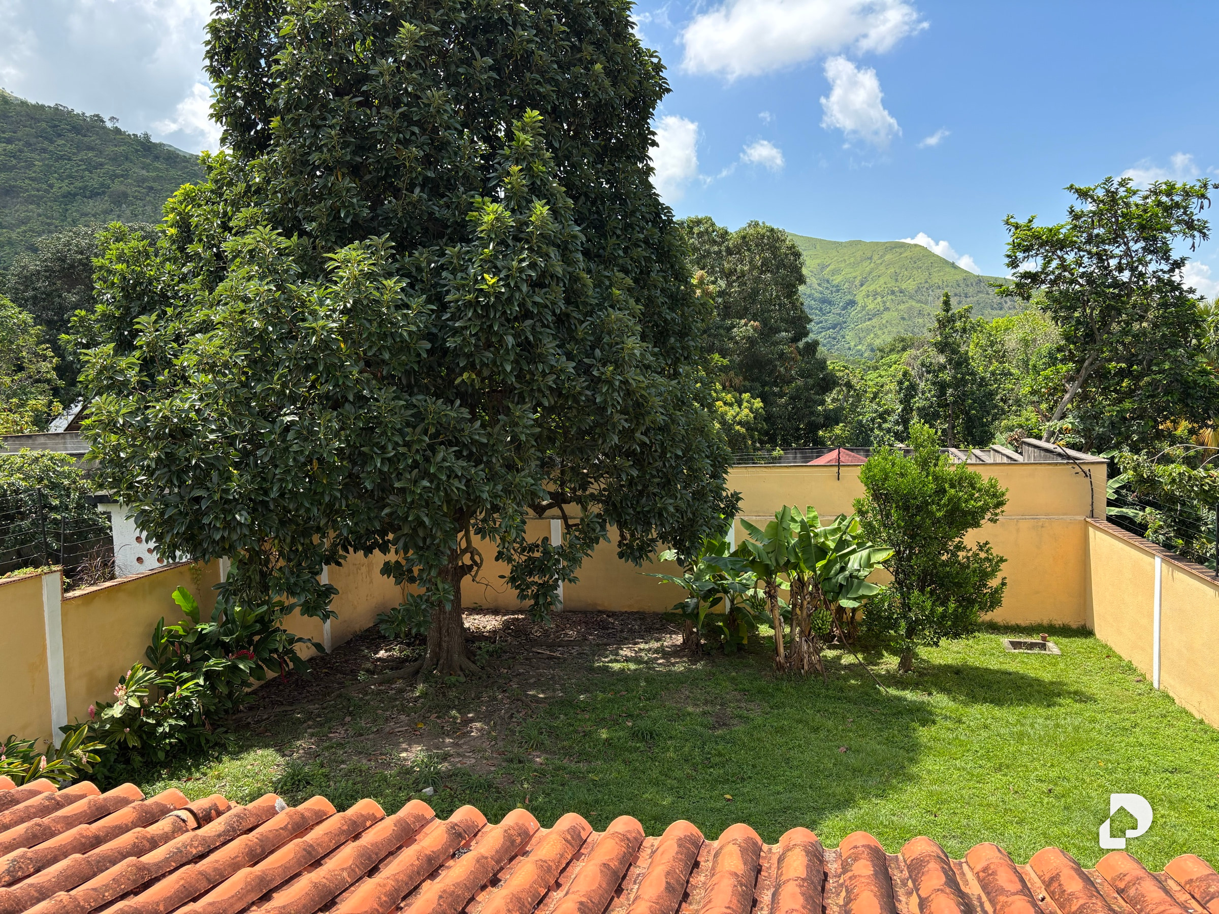 Casa en Urbanización El Castaño, Maracay – 2