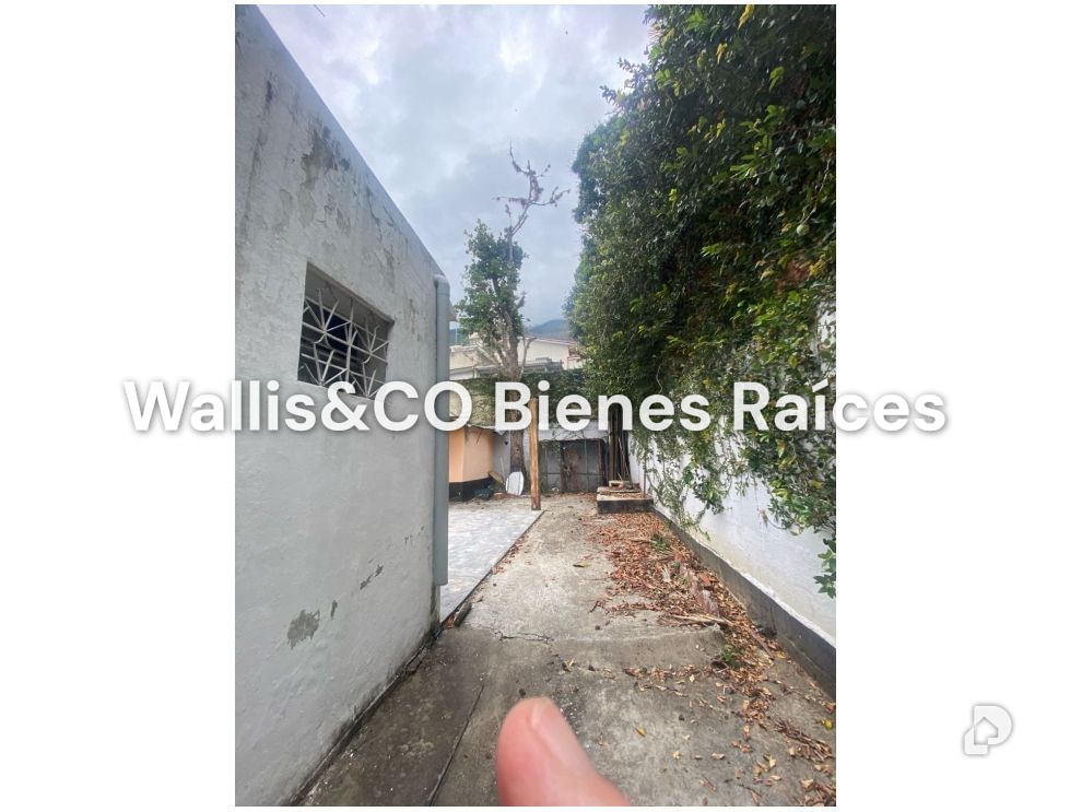 Casa en Los Palos Grandes, Caracas – 8