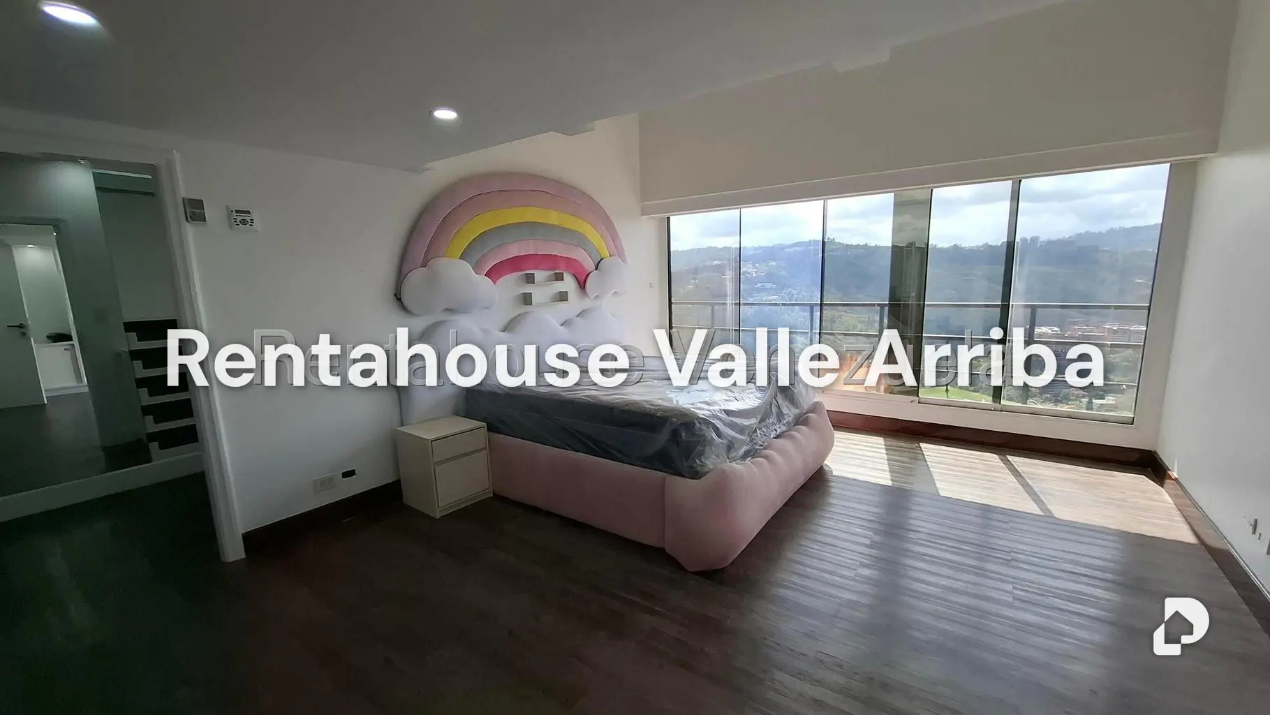 Apartamento en Lomas del Mirador, Caracas – 30
