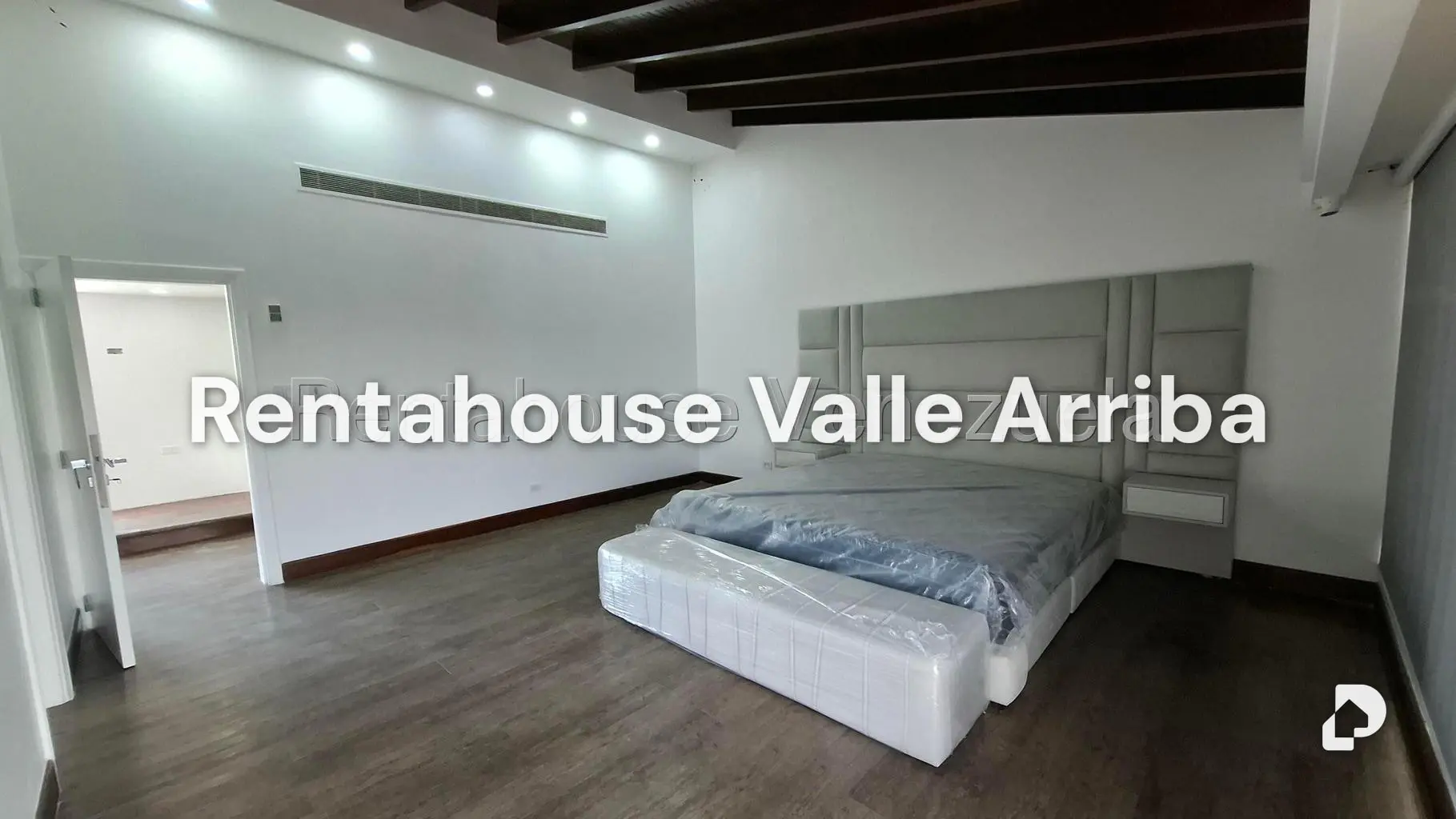 Apartamento en Lomas del Mirador, Caracas – 21