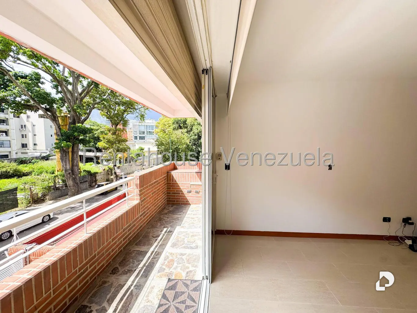 Apartamento en Los Naranjos de las Mercedes, Caracas – 10