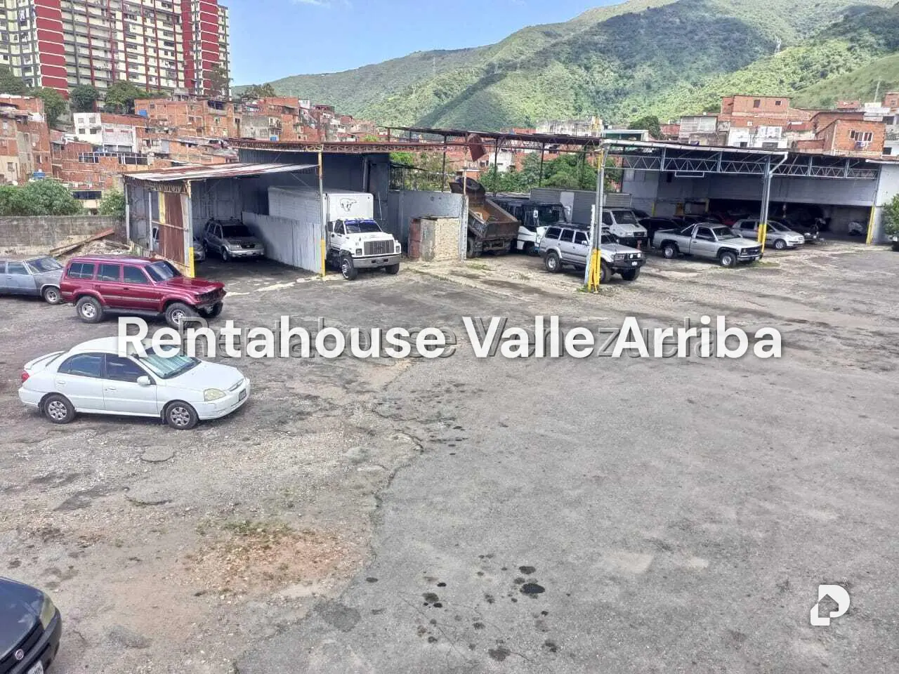 Garaje/Estacionamiento en Catia, Caracas – 13